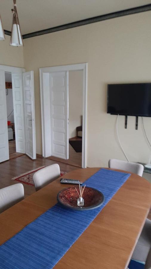 Casa Isa Villa Oradea Bagian luar foto