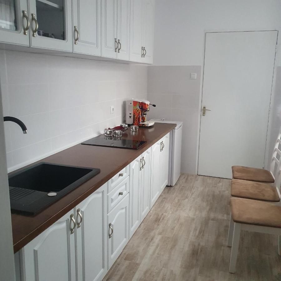 Casa Isa Villa Oradea Bagian luar foto